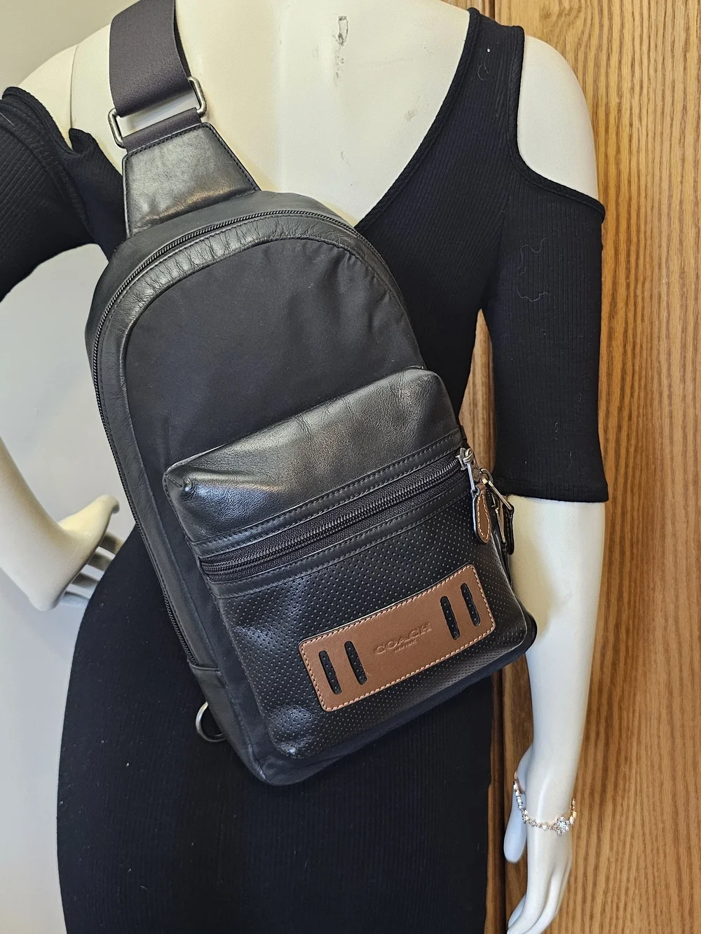 Coach Terrain Sling Pack / Body Bag (Model F56877)